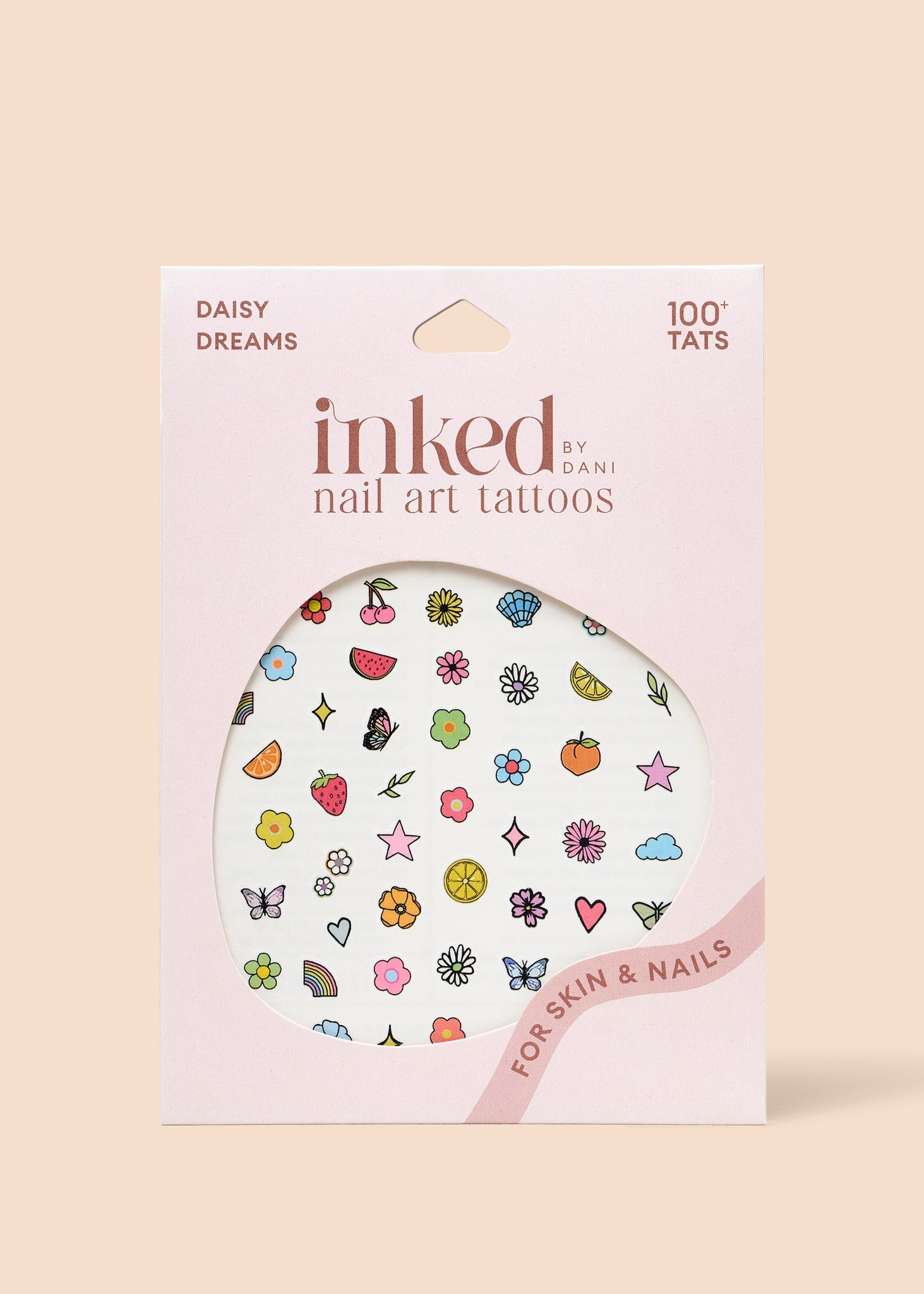 Daisy Dreams Nail Art