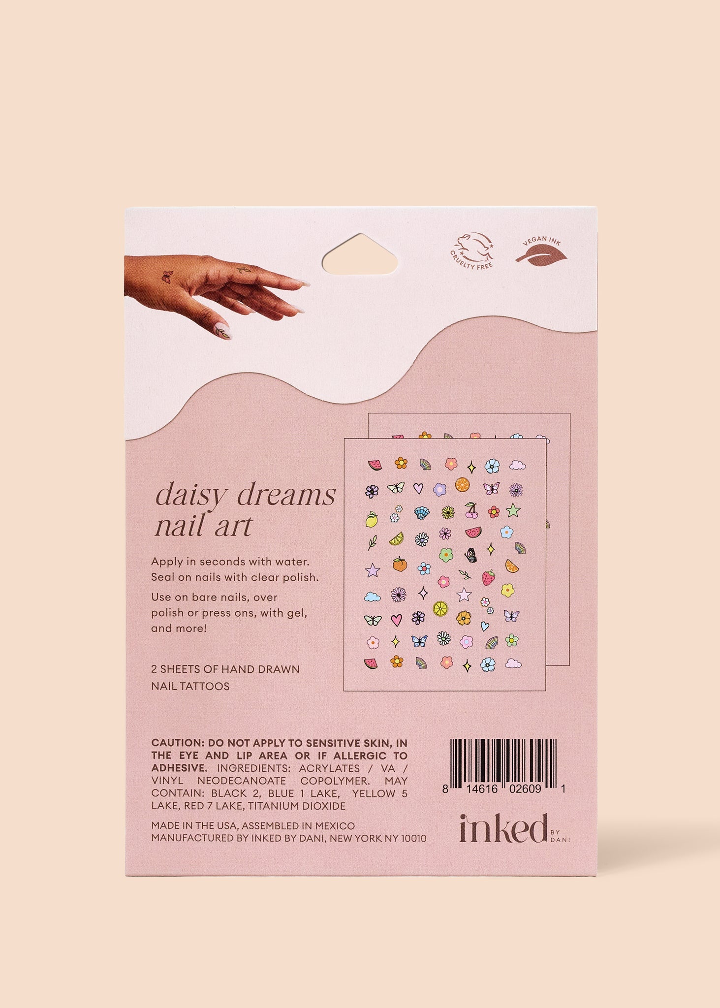 Daisy Dreams Nail Art
